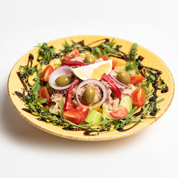Salata sa tunjevinom